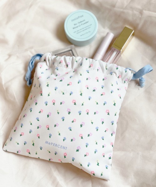 Me%(ミィパーセント)の「MePERCENT巾着ポーチ 229638(ポーチ・レディース・ホワイト/ベージュ/ネイビー/グレー/アイボリー/ライトピンク/ダークブラウン/ブラウン/ピンク/ホワイト系その他2/ホワイト系その他/ブラウン系その他/ベージュ系その他/グリーン系その他/ブルー/ブルー系その他/その他/ベージュ系その他2/ピンク系その他/スモークピンク/ベージュ系その他3/ブルー系その他2/パープル/グリーン/レッド/ブラック系その他/チャコールグレー/ベージュ系その他4/ブルー系その他3/オレンジ/イエロー/ブルー系その他4/ホワイト系その他3/その他1/ベージュ系その他5/グレー系その他/ブラック/イエロー系その他/その他19/クリーム/ベージュ系その他6/ブラック系その他2/ブラウン系その他2/ブラック系その他3・FREE)」の3枚目の写真