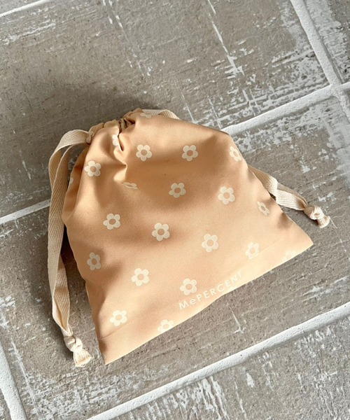 Me%(ミィパーセント)の「MePERCENT巾着ポーチ 229638(ポーチ・レディース・ホワイト/ベージュ/ネイビー/グレー/アイボリー/ライトピンク/ダークブラウン/ブラウン/ピンク/ホワイト系その他2/ホワイト系その他/ブラウン系その他/ベージュ系その他/グリーン系その他/ブルー/ブルー系その他/その他/ベージュ系その他2/ピンク系その他/スモークピンク/ベージュ系その他3/ブルー系その他2/パープル/グリーン/レッド/ブラック系その他/チャコールグレー/ベージュ系その他4/ブルー系その他3/オレンジ/イエロー/ブルー系その他4/ホワイト系その他3/その他1/ベージュ系その他5/グレー系その他/ブラック/イエロー系その他/その他19/クリーム/ベージュ系その他6/ブラック系その他2/ブラウン系その他2/ブラック系その他3・FREE)」の22枚目の写真