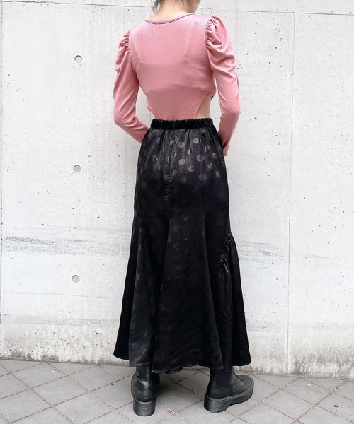 lilLilly(リルリリー)の「ドットサテンスリットスカート(スカート・レディース・ブルー/ピンク/ブラック・FREE)」の15枚目の写真