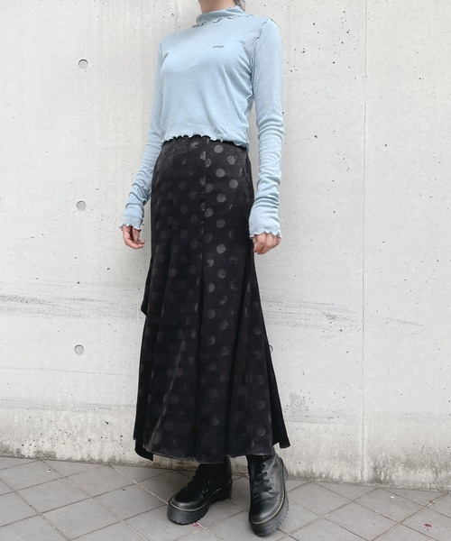 lilLilly(リルリリー)の「ドットサテンスリットスカート(スカート・レディース・ブルー/ピンク/ブラック・FREE)」の17枚目の写真