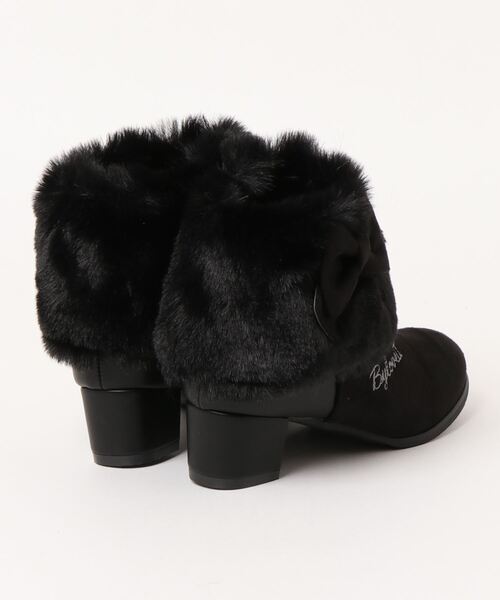 by LOVEiT（バイラビット）の「3WAYブーティ【もこもこ】（ブーツ・キッズ・ベージュ/ブラック・23cm/21cm/22cm/24cm）」の3枚目の写真