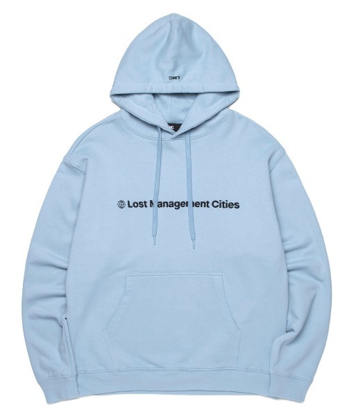 LMCの「【LMC】CAPITAL LOGO HOODIE / エルエムシー キャピタル ロゴ LMCの「【LMC】CAPITAL LOGO HOODIE / エルエムシー キャピタル ロゴ
