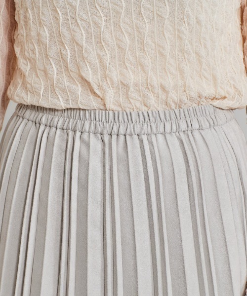 cepo（セポ）の「フェイクスウェードプリーツスカート（スカート・レディース・グレー/ピンク/ブルー・M）」の4枚目の写真