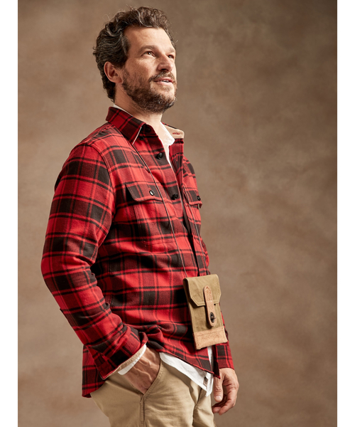 Banana Republic(バナナリパブリック)の「ヘビー フランネル シャツジャケット(シャツ/ブラウス・メンズ・ブルー/レッド・M/L/S/XL)」の2枚目の写真