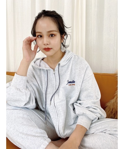 jumelle（ジュメロ）の「ユニセックスジップパーカー（パーカー・レディース・グレー・MEDIUM/LARGE）」の10枚目の写真