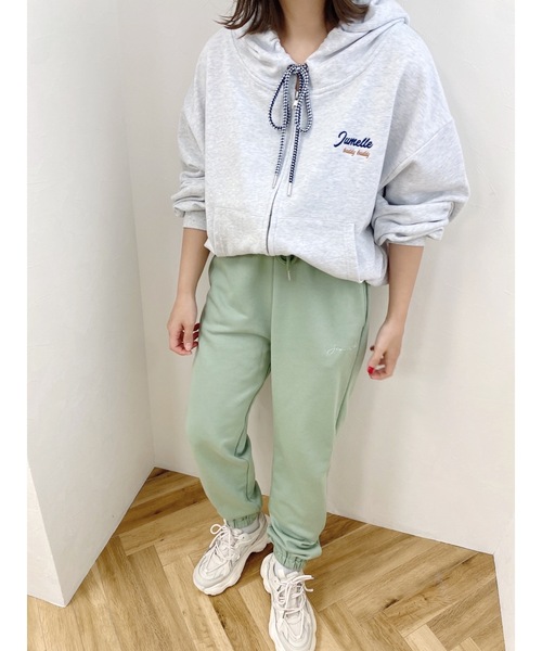 jumelle（ジュメロ）の「ユニセックスジップパーカー（パーカー・レディース・グレー・MEDIUM/LARGE）」の16枚目の写真