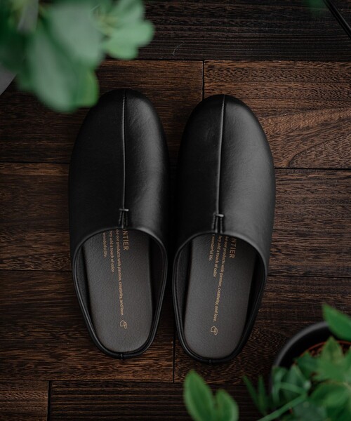 FREAK'S STORE（フリークスストア）の「FRONTIER/フロンティア room's（ルームシューズ/スリッパ・メンズ・ホワイト/ダークブラウン/アイボリー/グレー/レッド/カーキ/キャメル/ネイビー/ブラック・FREE/SMALL/MEDIUM/LARGE/X-LARGE）」の13枚目の写真