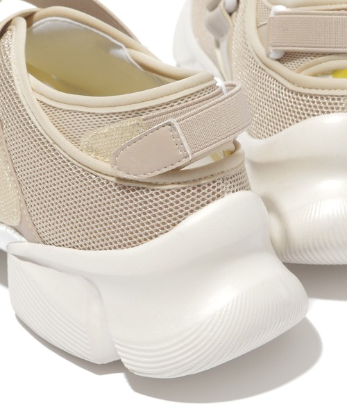 niko and（ニコアンド）の「オリジナルメッシュスニーカー