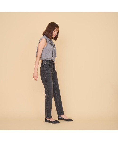 TEMPERATE(テンパレイト)の「TAMARA (TEMPERATE/テンパレイト) ローファー風 ポインテッドトゥレインシューズ(パンプス・レディース・ブラック/ネイビー/グレー/ベージュ・38/39/40/37/36/41)」の8枚目の写真