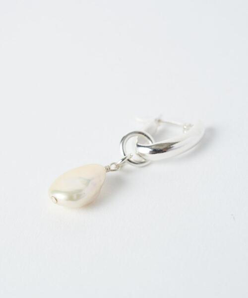 AFTER SHAVE CLUB(アフターシェイヴクラブ)の「別注<AFTER SHAVE CLUB(アフターシェイブクラブ)>PERAL HP ピアス(ピアス(両耳用)・レディース・シルバー・FREE)」の4枚目の写真