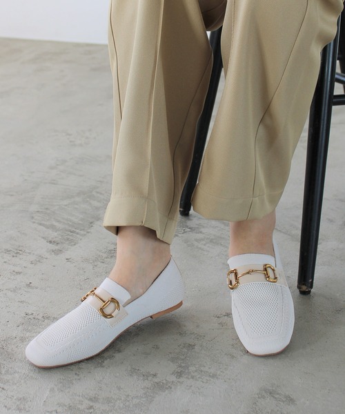 GeeRA(ジーラ)の「ビット付ニットローファー(ローファー・レディース・ブラック/ベージュ/アイボリー・SMALL/MEDIUM/LARGE/X-LARGE)」の2枚目の写真