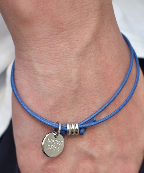 DOUBLE STEAL（ダブルスティール）の「Leather Cord Bracelet（ブレスレット・メンズ・ブラック/ブルー/グリーン系その他/キャメル/レッド/グリーン/パープル・FREE）」の4枚目の写真