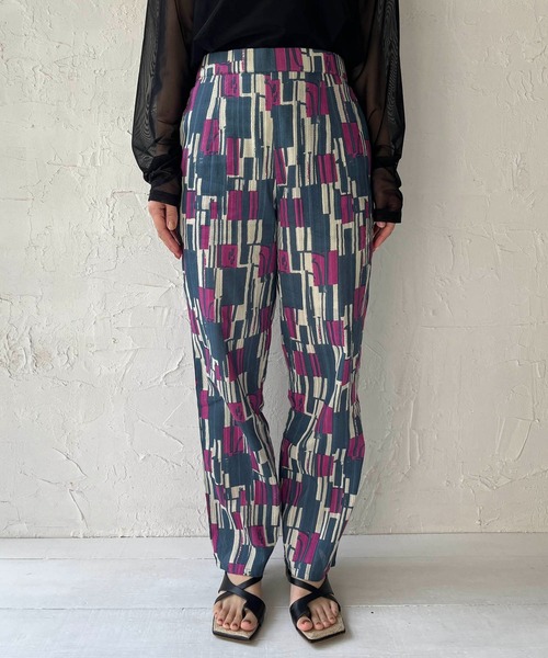 CAPRICIEUX LE'MAGE（カプリシューレマージュ）の「ジオメトリックパンツ（その他パンツ・レディース・ブラック/ブルー・FREE）」の15枚目の写真