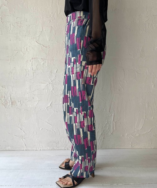 CAPRICIEUX LE'MAGE（カプリシューレマージュ）の「ジオメトリックパンツ（その他パンツ・レディース・ブラック/ブルー・FREE）」の12枚目の写真