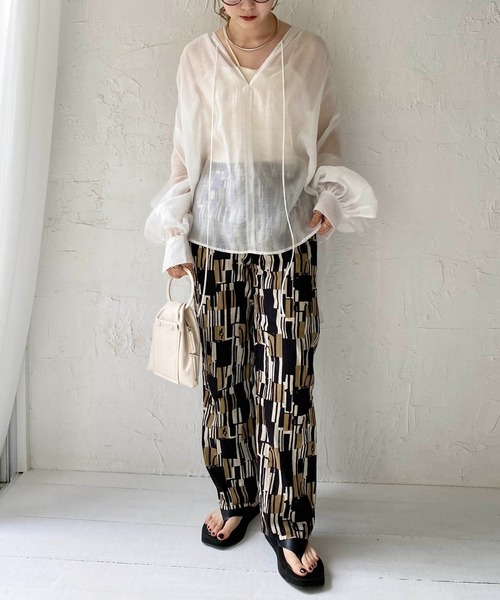 CAPRICIEUX LE'MAGE（カプリシューレマージュ）の「ジオメトリックパンツ（その他パンツ・レディース・ブラック/ブルー・FREE）」の20枚目の写真