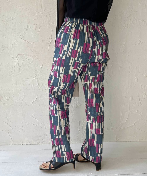 CAPRICIEUX LE'MAGE（カプリシューレマージュ）の「ジオメトリックパンツ（その他パンツ・レディース・ブラック/ブルー・FREE）」の8枚目の写真