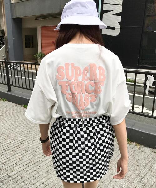 INGNI(イング)の「BACK発泡ハートロゴ半袖チュニックTシャツ(Tシャツ/カットソー・レディース・ブラック/ライトブルー/ホワイト×ブルー/ホワイト×ピンク/ピンク/ブラック系その他/ホワイト系/ホワイト系5/ホワイト系8・M)」の16枚目の写真