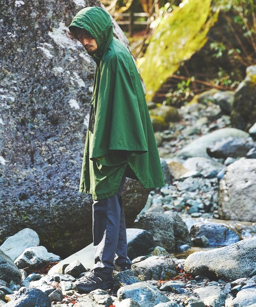 Franklin Climbing（フランクリンクライミング）の「【GO OUT 7月号掲載】【Franklin Climbing】リバーポンチョ（レインコート/ポンチョ・メンズ・ブラック/オリーブ・M/XL/L）」の9枚目の写真