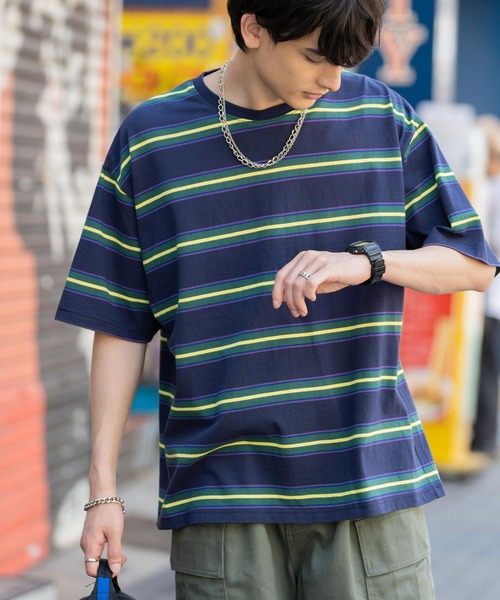 Rocky Monroe（ロッキーモンロー）の「オーバーサイズ USAコットン クルーネック半袖ボーダーTシャツ（Tシャツ/カットソー・メンズ・ブラック/ネイビー/オフホワイト/グリーン/ホワイト×ブラック/チャコール/ネイビー系・M/L/XL）」の6枚目の写真