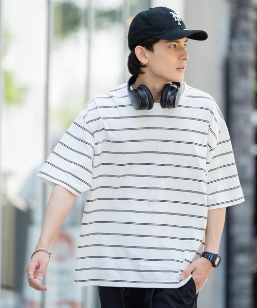 Rocky Monroe（ロッキーモンロー）の「オーバーサイズ USAコットン クルーネック半袖ボーダーTシャツ（Tシャツ/カットソー・メンズ・ブラック/ネイビー/オフホワイト/グリーン/ホワイト×ブラック/チャコール/ネイビー系・M/L/XL）」の13枚目の写真