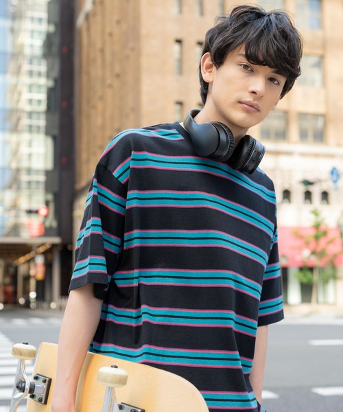 Rocky Monroe（ロッキーモンロー）の「オーバーサイズ USAコットン クルーネック半袖ボーダーTシャツ（Tシャツ/カットソー・メンズ・ブラック/ネイビー/オフホワイト/グリーン/ホワイト×ブラック/チャコール/ネイビー系・M/L/XL）」の16枚目の写真