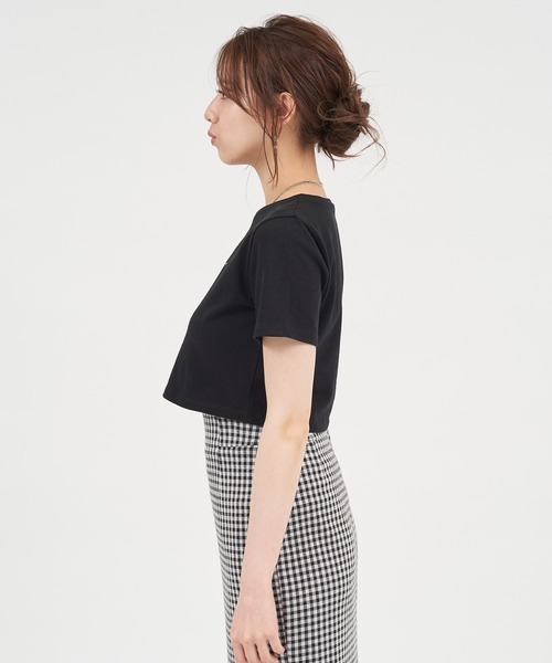 ROYAL PARTY(ロイヤルパーティー)の「刺繍Tシャツ(Tシャツ/カットソー・レディース・ブラック/パープル/オフホワイト・FREE)」の7枚目の写真