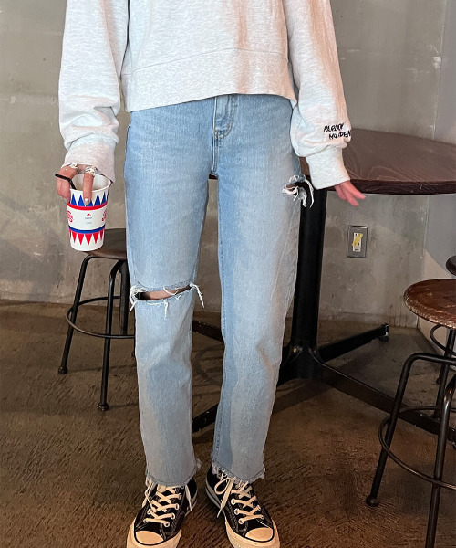 ISOOK（アイスー）の「【サイズ展開あり】ダメージテーパードデニム（chiica select） / ダメージデニム クラッシュデニム テーパード ハイウエスト（デニムパンツ・レディース・ブルー・M/S/L）」の14枚目の写真