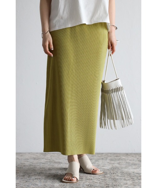 Bonjour Sagan（ボンジュールサガン）の「プリーツタイトスカート（スカート・レディース・ブラック/ライトベージュ/カーキ系/ダークグリーン/マスタード/テラコッタ・FREE）」の5枚目の写真