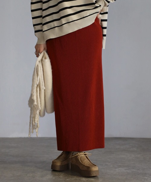 Bonjour Sagan（ボンジュールサガン）の「プリーツタイトスカート（スカート・レディース・ブラック/ライトベージュ/カーキ系/ダークグリーン/マスタード/テラコッタ・FREE）」の4枚目の写真