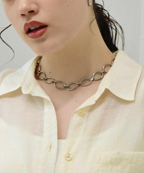 LHME（エルエイチエムイー）の「【WEB限定】”Gleam”オーバルチャンキーチェーンネックレス/サージカルステンレス（金属アレルギー対応）【LHME / エルエイチエムイー】（ネックレス・レディース・シルバー/ゴールド・43cm）」の7枚目の写真