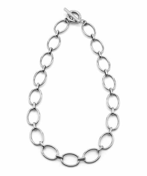 LHME（エルエイチエムイー）の「【WEB限定】”Gleam”オーバルチャンキーチェーンネックレス/サージカルステンレス（金属アレルギー対応）【LHME / エルエイチエムイー】（ネックレス・レディース・シルバー/ゴールド・43cm）」の3枚目の写真