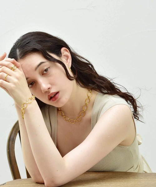 LHME（エルエイチエムイー）の「【WEB限定】”Gleam”オーバルチャンキーチェーンネックレス/サージカルステンレス（金属アレルギー対応）【LHME / エルエイチエムイー】（ネックレス・レディース・シルバー/ゴールド・43cm）」の19枚目の写真