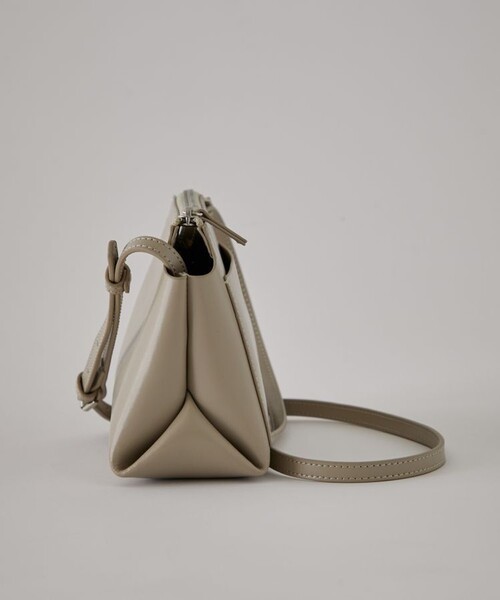 YAHKI（ヤーキ）の「【YAHKI】YH-489/ショルダーバッグ（ショルダーバッグ・レディース・ブラック/ベージュ/パープル/ダークブラウン・FREE）」の15枚目の写真