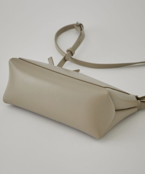 YAHKI（ヤーキ）の「【YAHKI】YH-489/ショルダーバッグ（ショルダーバッグ・レディース・ブラック/ベージュ/パープル/ダークブラウン・FREE）」の17枚目の写真