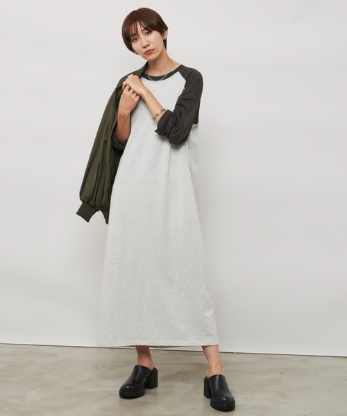 Auntie Rosa Holiday（アンティローザホリデー）の「ラグランスリーブBIGワンピース（ワンピース・レディース・チャコールグレー/ブラック・FREE）」の13枚目の写真