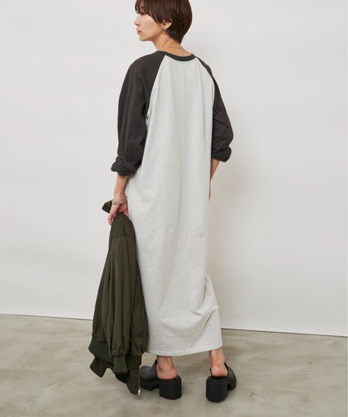 Auntie Rosa Holiday（アンティローザホリデー）の「ラグランスリーブBIGワンピース（ワンピース・レディース・チャコールグレー/ブラック・FREE）」の19枚目の写真