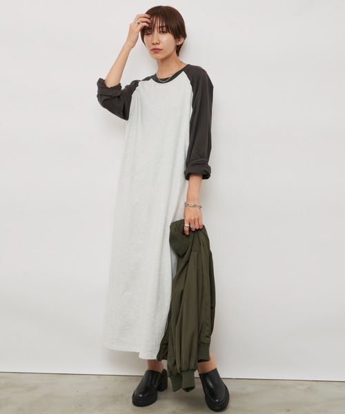 Auntie Rosa Holiday（アンティローザホリデー）の「ラグランスリーブBIGワンピース（ワンピース・レディース・チャコールグレー/ブラック・FREE）」の9枚目の写真