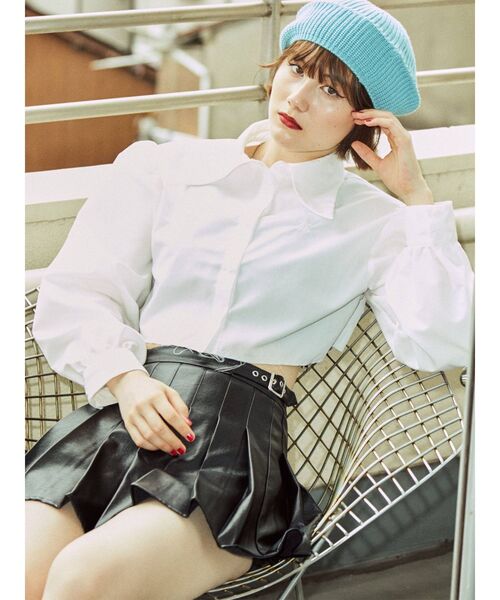 jouetie（ジュエティ）の「カットオフクロップドシャツ（シャツ/ブラウス・レディース・ブルー/オフホワイト/ピンク・MEDIUM）」の4枚目の写真