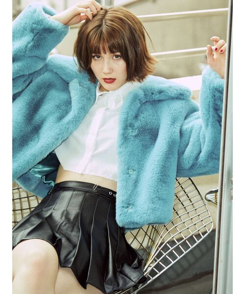 jouetie（ジュエティ）の「カットオフクロップドシャツ（シャツ/ブラウス・レディース・ブルー/オフホワイト/ピンク・MEDIUM）」の6枚目の写真