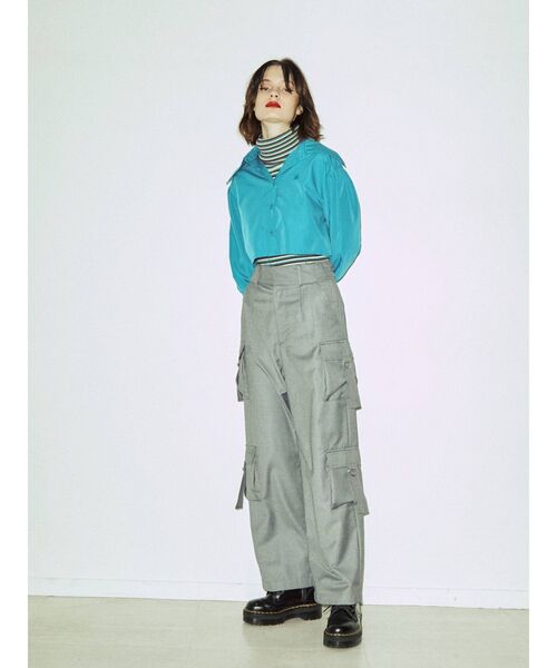 jouetie（ジュエティ）の「カットオフクロップドシャツ（シャツ/ブラウス・レディース・ブルー/オフホワイト/ピンク・MEDIUM）」の12枚目の写真