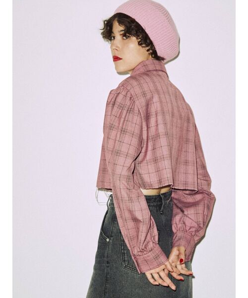 jouetie（ジュエティ）の「カットオフクロップドシャツ（シャツ/ブラウス・レディース・ブルー/オフホワイト/ピンク・MEDIUM）」の19枚目の写真