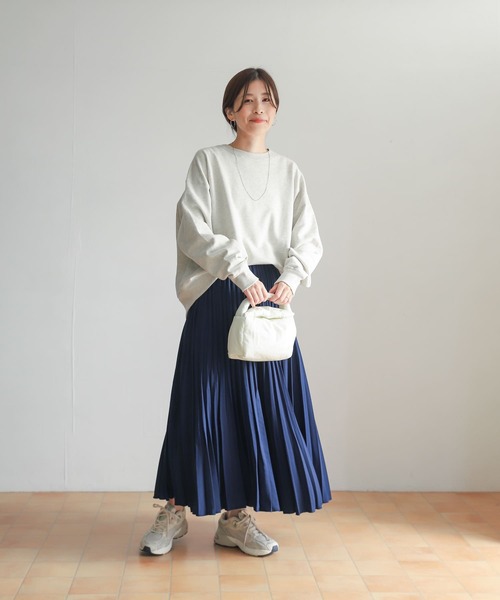 URBAN RESEARCH DOORS（アーバンリサーチドアーズ）の「ランダムプリーツロングスカート（スカート・レディース・パープル/ネイビー/キャメル・MEDIUM）」の14枚目の写真