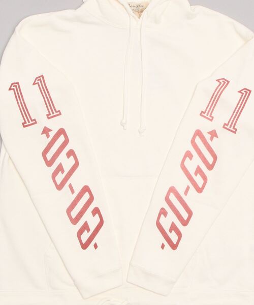 REMI RELIEF（レミレリーフ）の「REMI RELIEF(レミレリーフ)  別注Ｔ／Ｃ裏毛パーカーアウトドア（１１ＧＯＧＯ）（パーカー・メンズ・ホワイト系2・M/L/XL）」の3枚目の写真