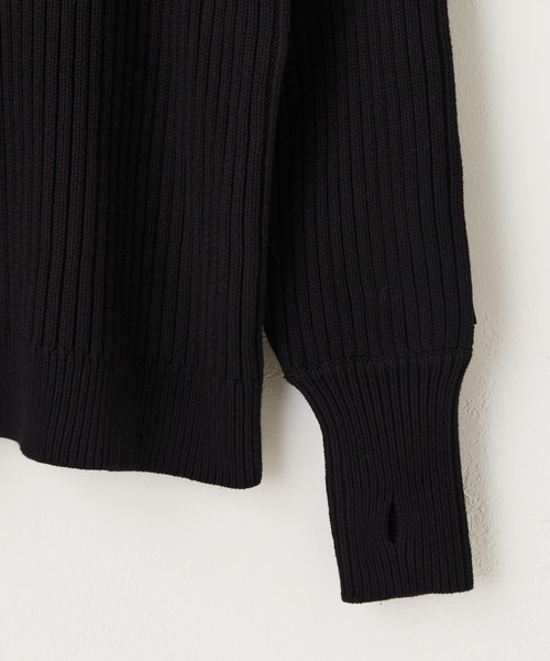 WHIMSIC(ウィムジック)の「【WHIMSIC】コマンドセーター(ニット/セーター・レディース・ブラック/オリーブ・FREE)」の9枚目の写真