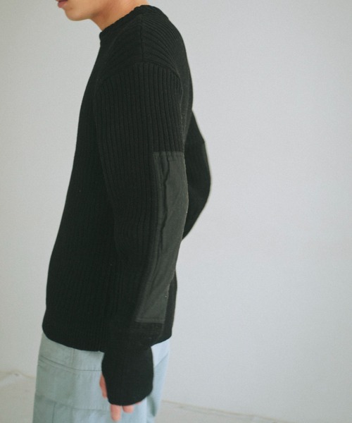 WHIMSIC(ウィムジック)の「【WHIMSIC】コマンドセーター(ニット/セーター・レディース・ブラック/オリーブ・FREE)」の4枚目の写真