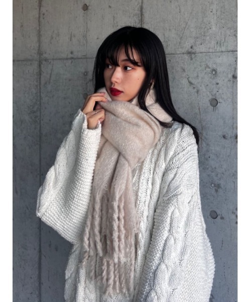MOUSSY(マウジー)の「BOUCLE ストール(マフラー・レディース・ベージュ/アイボリー/ピンク/ライトブルー・FREE)」の18枚目の写真