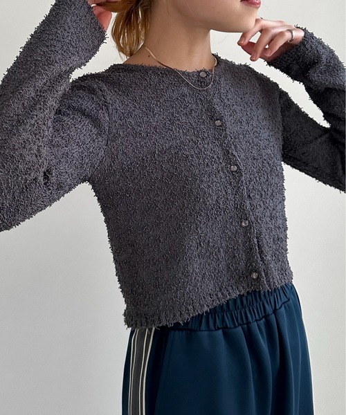 EPIMI E'PIMMY(エピミエピミー)の「【ハンドウォッシャブル】カールヤーンコンパクトクルーカーディガン(カーディガン/ボレロ・レディース・ピンク/カラフル/オフホワイト/ブルー/グレー/ワインレッド・MEDIUM)」の2枚目の写真