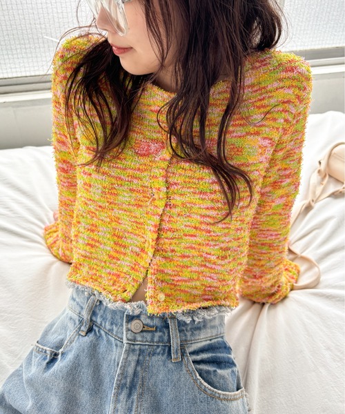 EPIMI E'PIMMY(エピミエピミー)の「【ハンドウォッシャブル】カールヤーンコンパクトクルーカーディガン(カーディガン/ボレロ・レディース・ピンク/カラフル/オフホワイト/ブルー/グレー/ワインレッド・MEDIUM)」の6枚目の写真