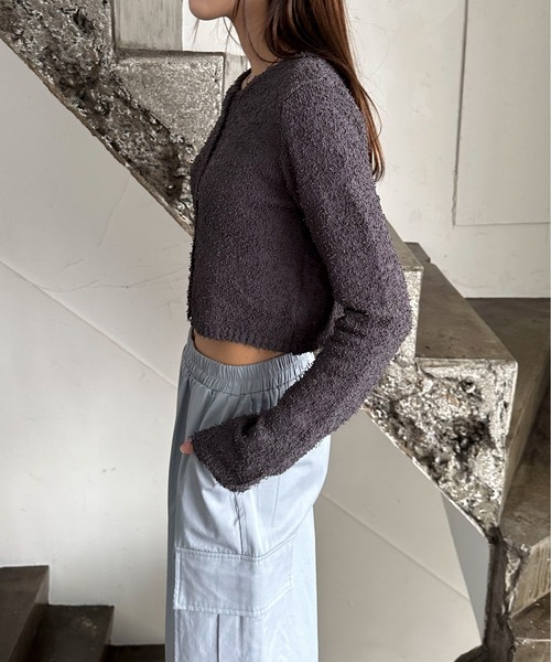 EPIMI E'PIMMY(エピミエピミー)の「【ハンドウォッシャブル】カールヤーンコンパクトクルーカーディガン(カーディガン/ボレロ・レディース・ピンク/カラフル/オフホワイト/ブルー/グレー/ワインレッド・MEDIUM)」の19枚目の写真