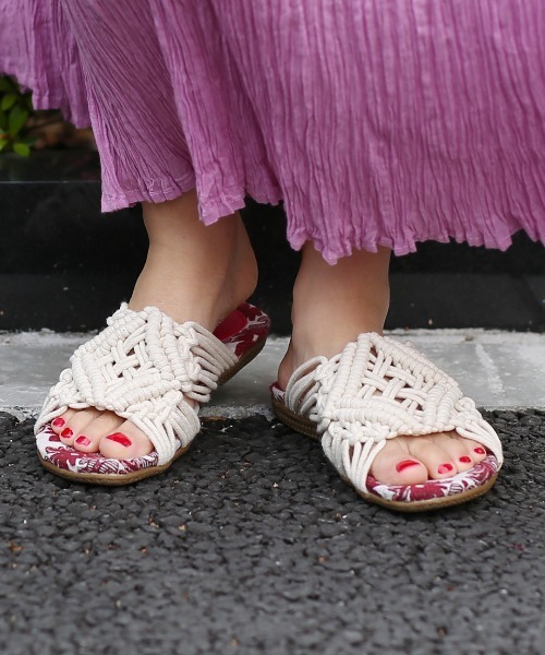 チチカカ（チチカカ）の「マクラメサンダル（サンダル・レディース・ブラック/ホワイト・MEDIUM/LARGE）」の9枚目の写真